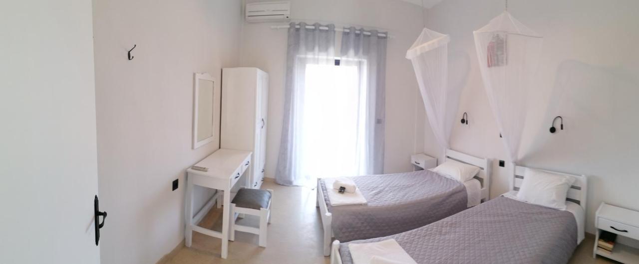 Makis Apartments Arillas  Buitenkant foto